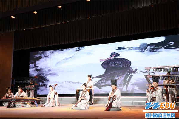 4.1欣赏华夏古乐表演，感受中华古乐的魅力