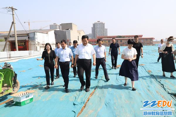 在第七小学3